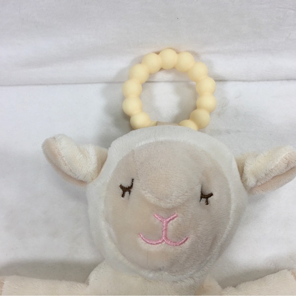 Douglas Baby Lamb Lovey Security Blanket Cuddle Toys Teething Ring Cream White - Picture 2 of 9